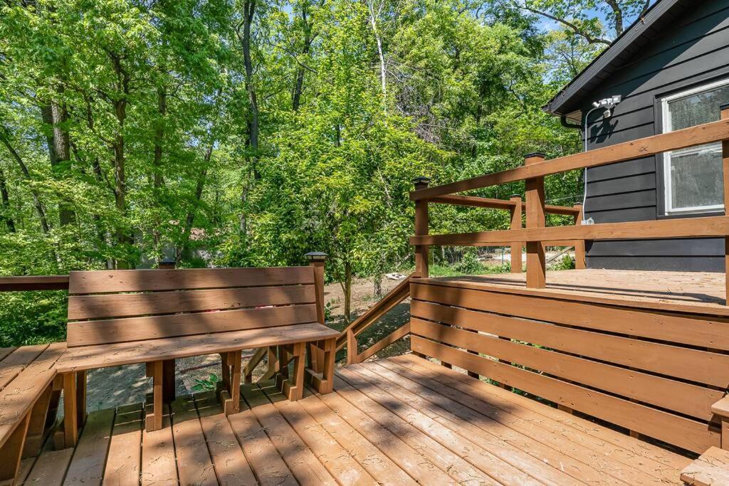 Black Cabin Getaway In Woods I Valpo Valparaiso Dış mekan fotoğraf
