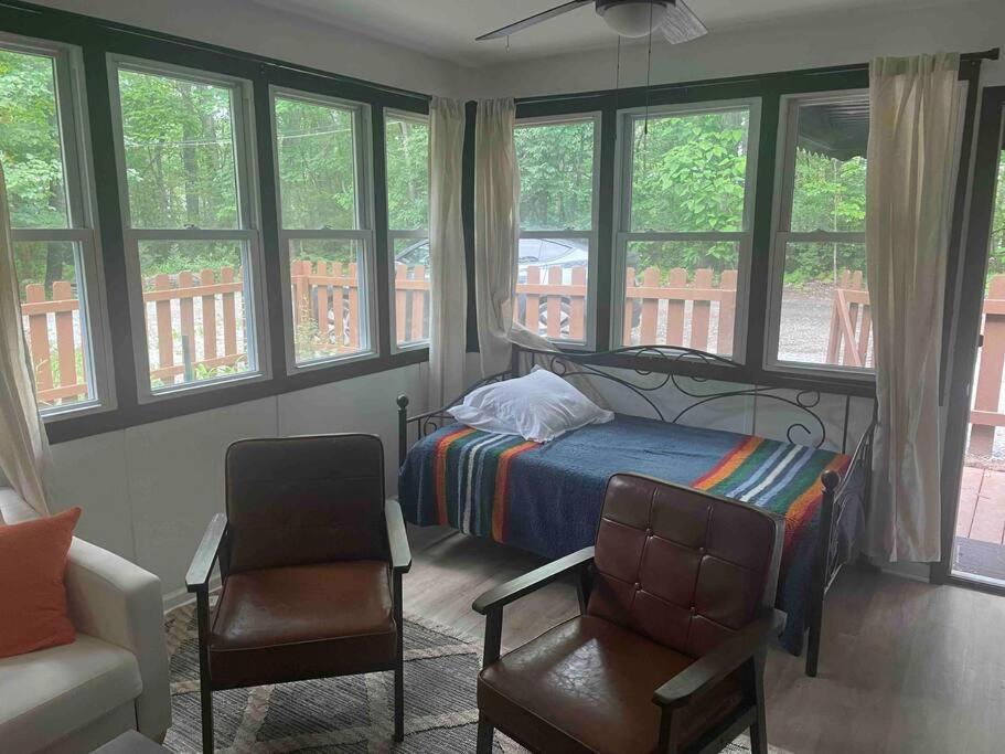Black Cabin Getaway In Woods I Valpo Valparaiso Dış mekan fotoğraf